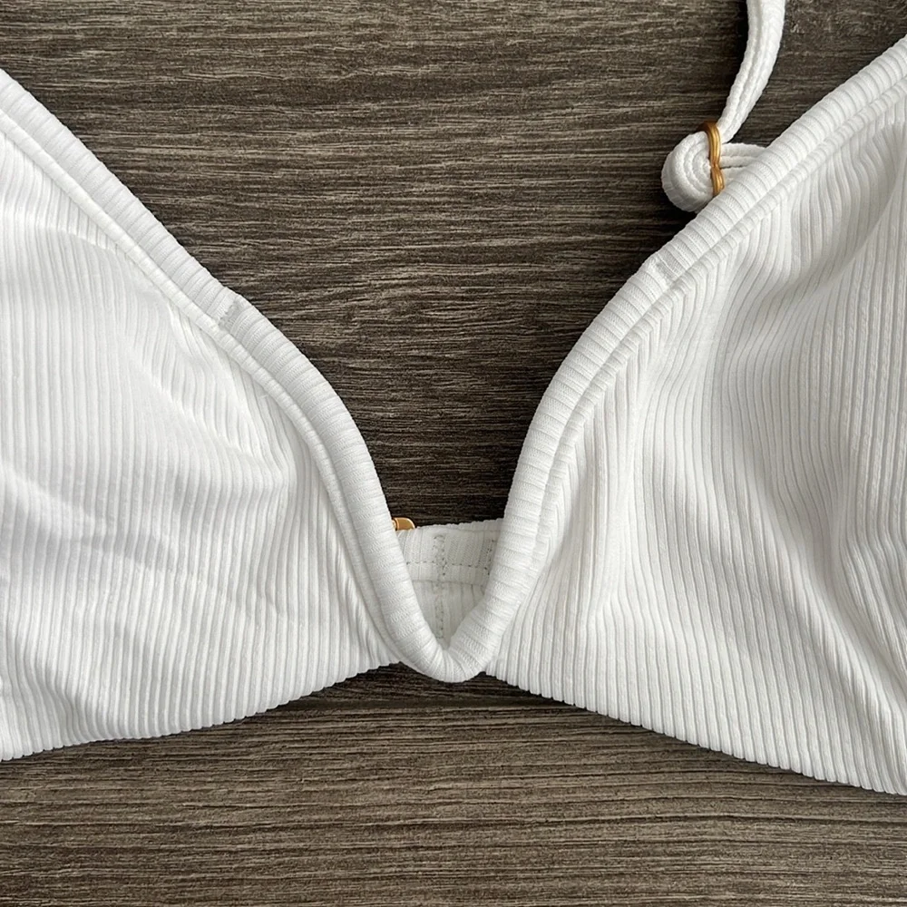 L*SPACE Helena Bikini Top XL White Ribbed Gold V-Wire Swimwear Resortwear Beach